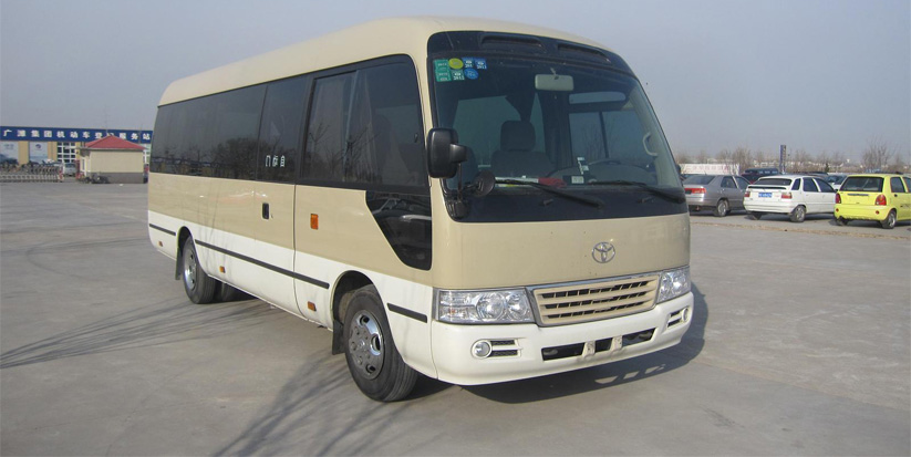 本田考斯特(1200元/天 8小時100KM含司機工資+油費)